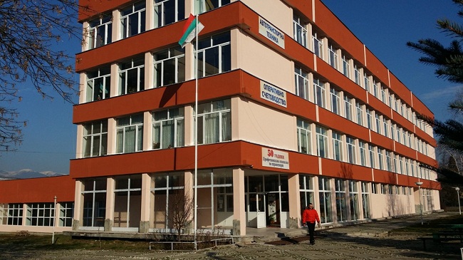gimnaziarazlog