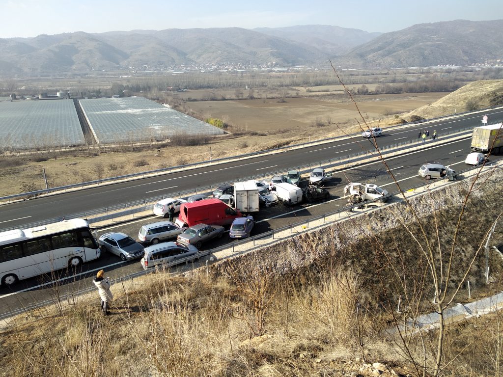 1549358533-1024x768