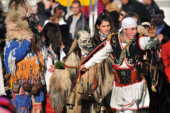 kukeri2